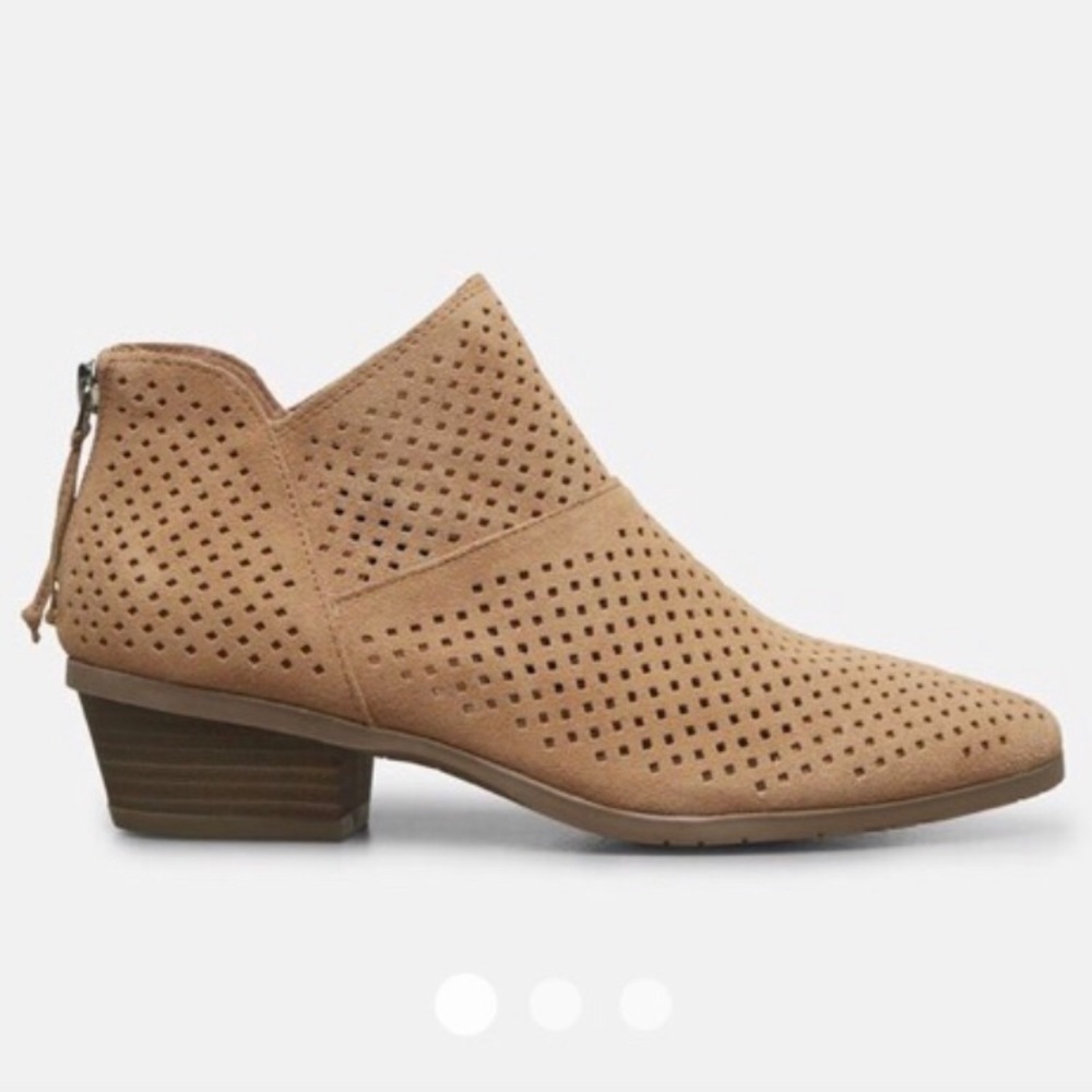KENNETH COLE Ankle Boots